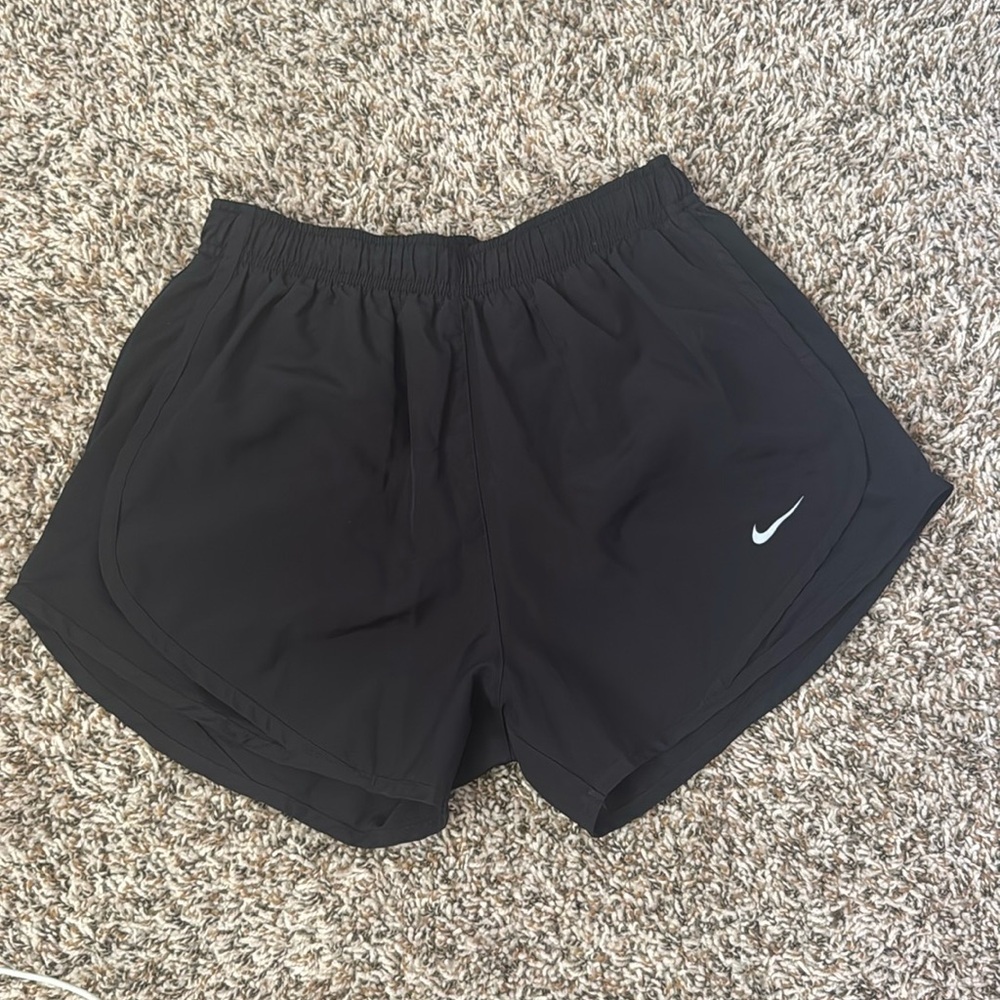 Nike Dri-FIT black women’s running shorts